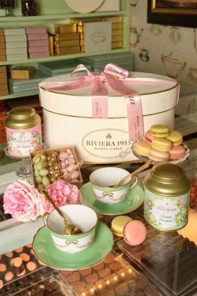 Lady Riviera 1955 gift box